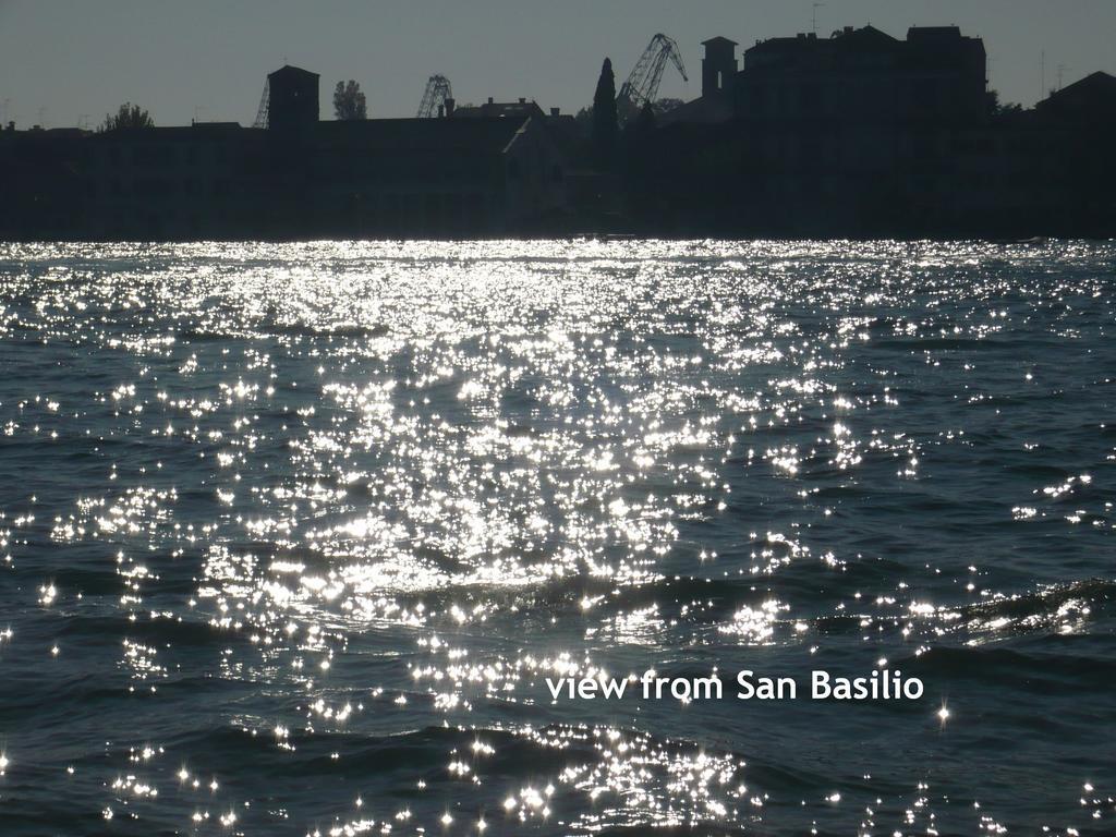 Cruise Harbor Next 4Pax, Mob Aircond, Wifi Appartement Venetië Buitenkant foto